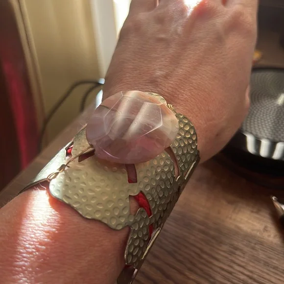 Timeless cuff - Picture 4 of 6